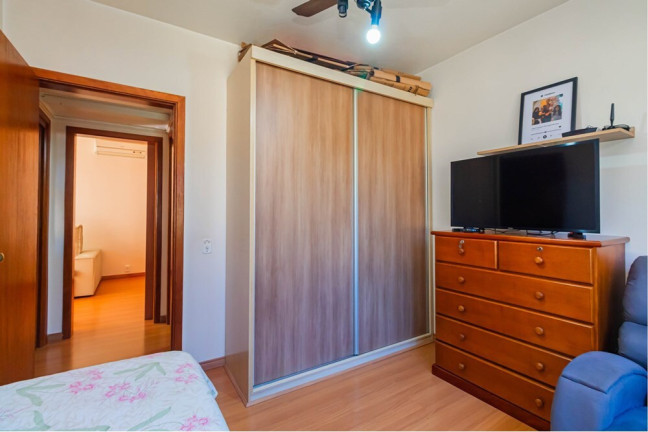 Imagem Apartamento com 2 Quartos à Venda, 67 m² em Teresópolis - Porto Alegre Imagem Apartamento com 2 Quartos à Venda, 67 m² em Teresópolis - Porto Alegre
