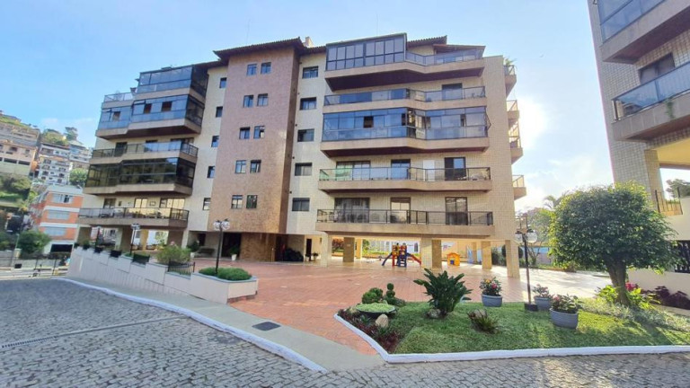Apartamento com 4 Quartos à Venda, 144 m² em Várzea - Teresópolis
