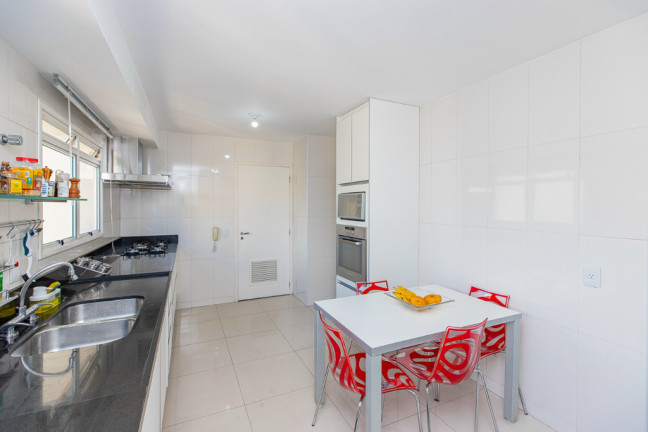 Imagem Apartamento com 3 Quartos à Venda, 210 m² em Moema - São Paulo Imagem Apartamento com 3 Quartos à Venda, 210 m² em Moema - São Paulo