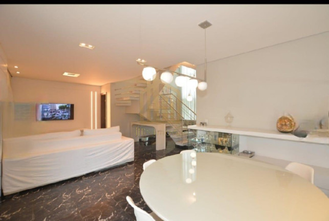 Imagem Casa com 3 Quartos à Venda, 210 m² em Campo Comprido - Curitiba
