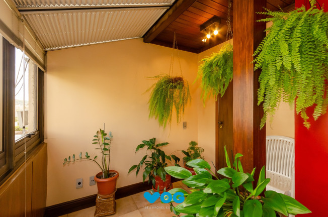 Imagem Imóvel com 3 Quartos à Venda, 199 m² em Petrópolis - Porto Alegre