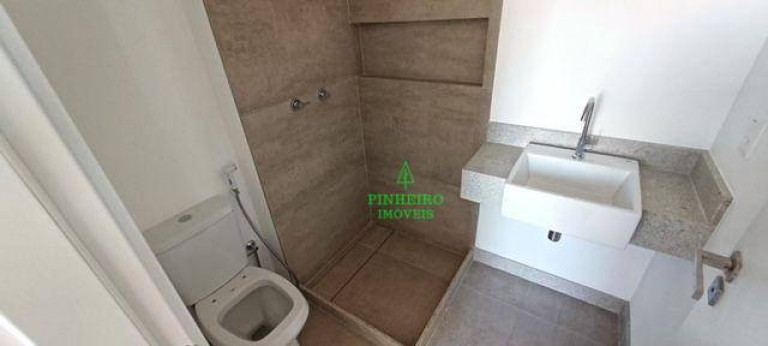 Imagem Apartamento com 3 Quartos à Venda, 130 m² em Piratininga - Niterói Imagem Apartamento com 3 Quartos à Venda, 130 m² em Piratininga - Niterói