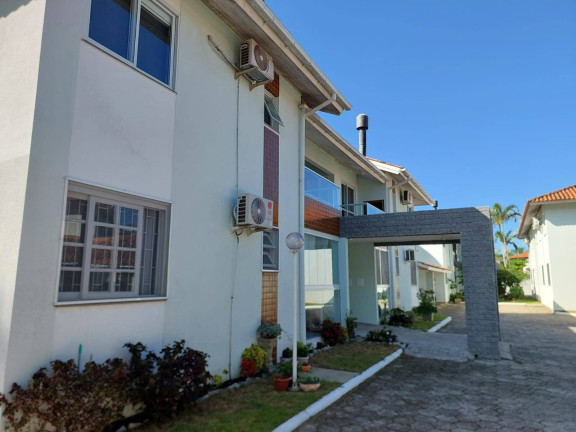 Imagem Apartamento com 3 Quartos à Venda, 70 m² em Canasvieiras - Florianópolis Imagem Apartamento com 3 Quartos à Venda, 70 m² em Canasvieiras - Florianópolis