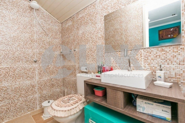 Imagem Imóvel com 3 Quartos à Venda, 230 m² em Vila Nova - Porto Alegre Imagem Imóvel com 3 Quartos à Venda, 230 m² em Vila Nova - Porto Alegre