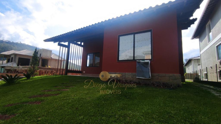 Imagem Casa com 3 Quartos à Venda, 300 m² em Vargem Grande - Teresópolis Imagem Casa com 3 Quartos à Venda, 300 m² em Vargem Grande - Teresópolis