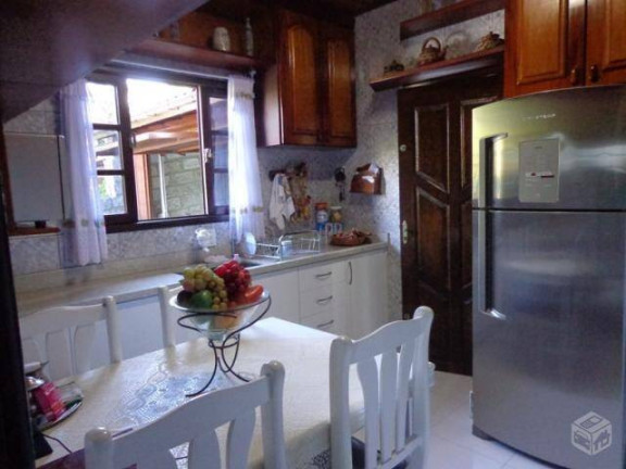 Imagem Casa com 2 Quartos à Venda, em Campeche - Florianópolis Imagem Casa com 2 Quartos à Venda, em Campeche - Florianópolis