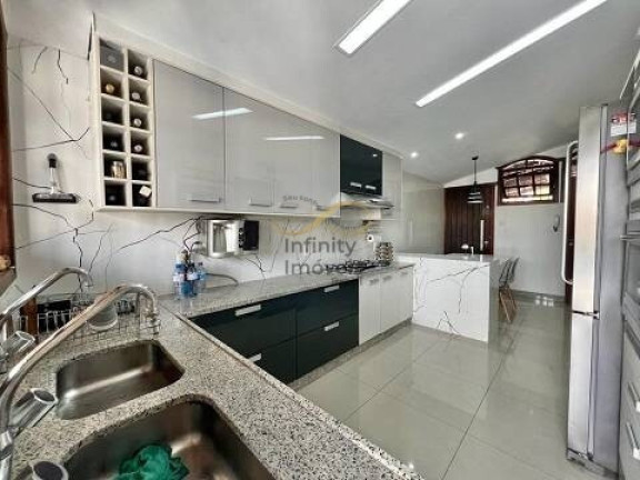 Imagem Casa com 4 Quartos à Venda, 200 m² em Serrano - Belo Horizonte Imagem Casa com 4 Quartos à Venda, 200 m² em Serrano - Belo Horizonte