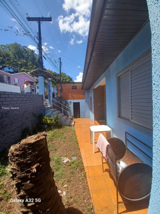 Imagem Casa com 5 Quartos à Venda, 318 m² em Industriários - Concórdia Imagem Casa com 5 Quartos à Venda, 318 m² em Industriários - Concórdia