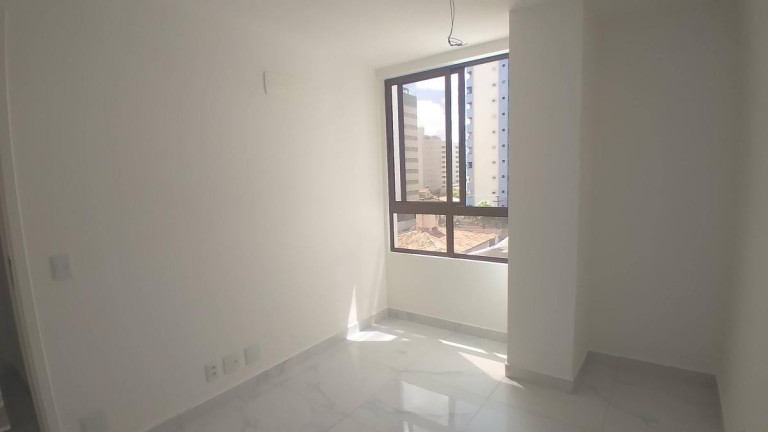 Imagem Apartamento com 3 Quartos à Venda, 63 m² Imagem Apartamento com 3 Quartos à Venda, 63 m²