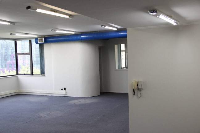 Sala Comercial para Alugar, 149 m² em Moema - São Paulo