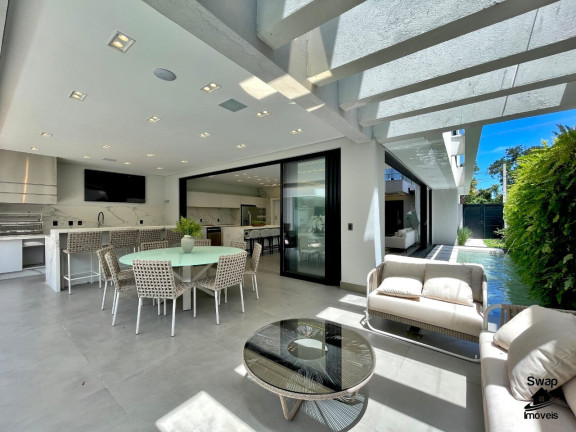 Imagem Casa com 5 Quartos à Venda, em Riviera - Bertioga Imagem Casa com 5 Quartos à Venda, em Riviera - Bertioga
