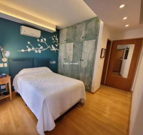 Imagem Imóvel com 3 Quartos à Venda, 125 m² em Moema - São Paulo Imagem Imóvel com 3 Quartos à Venda, 125 m² em Moema - São Paulo