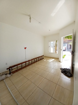 Imagem Casa com 2 Quartos à Venda, 120 m² em Areal - Pelotas Imagem Casa com 2 Quartos à Venda, 120 m² em Areal - Pelotas