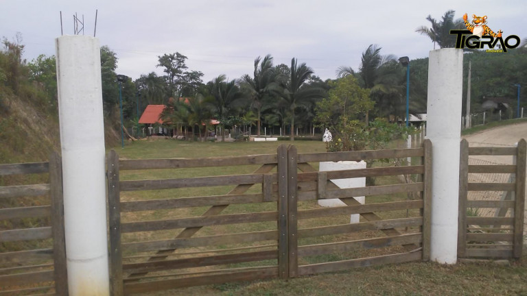 Imagem Chácara com 2 Quartos à Venda, 1.700 m² em Quinta Dos Açorianos - Barra Velha Imagem Chácara com 2 Quartos à Venda, 1.700 m² em Quinta Dos Açorianos - Barra Velha