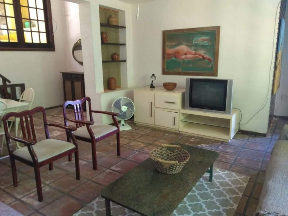 Imagem Casa com 7 Quartos à Venda, 250 m² em Copacabana - Rio De Janeiro Imagem Casa com 7 Quartos à Venda, 250 m² em Copacabana - Rio De Janeiro