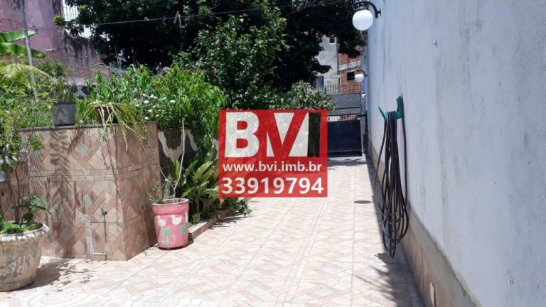 Imagem Casa com 5 Quartos à Venda, 210 m² em Vila Kosmos - Rio De Janeiro