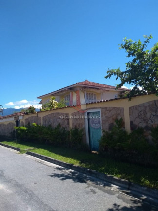 Imagem Imóvel com 7 Quartos à Venda, 1.000 m² em Paraty Imagem Imóvel com 7 Quartos à Venda, 1.000 m² em Paraty