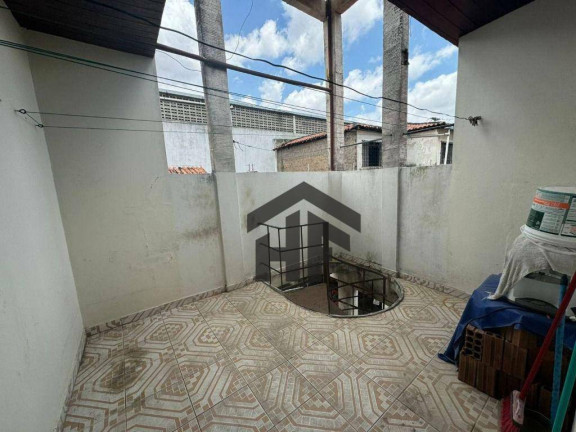 Imagem Casa com 7 Quartos à Venda ou Locação, 100 m² em Caiuca - Caruaru Imagem Casa com 7 Quartos à Venda ou Locação, 100 m² em Caiuca - Caruaru