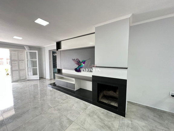 Imagem Casa com 3 Quartos à Venda, 360 m² em Centro - Tramandaí Imagem Casa com 3 Quartos à Venda, 360 m² em Centro - Tramandaí