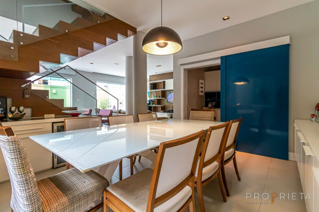Imagem Casa de Condomínio com 4 Quartos à Venda, 525 m² em Humaita - Rio De Janeiro
