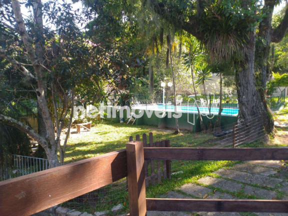 Imagem Casa com 6 Quartos à Venda, 817 m² em Trindade - Florianópolis Imagem Casa com 6 Quartos à Venda, 817 m² em Trindade - Florianópolis