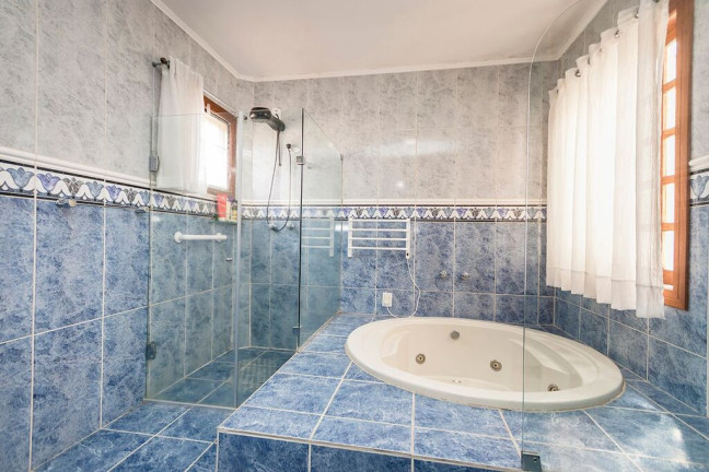 Imagem Casa com 5 Quartos à Venda, 381 m² em Jardim Lindóia - Porto Alegre Imagem Casa com 5 Quartos à Venda, 381 m² em Jardim Lindóia - Porto Alegre