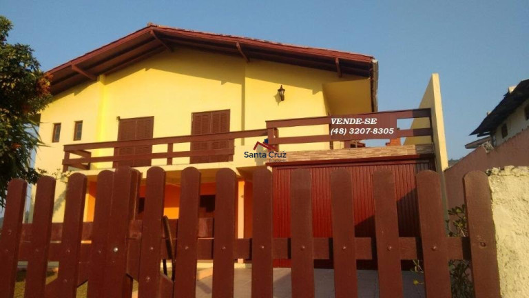 Sobrado com 5 Quartos à Venda, 625 m² em Barra Da Lagoa - Florianópolis