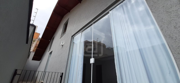 Imagem Casa com 3 Quartos à Venda, 300 m² em Loteamento Residencial Tiradentes - Poços De Caldas Imagem Casa com 3 Quartos à Venda, 300 m² em Loteamento Residencial Tiradentes - Poços De Caldas