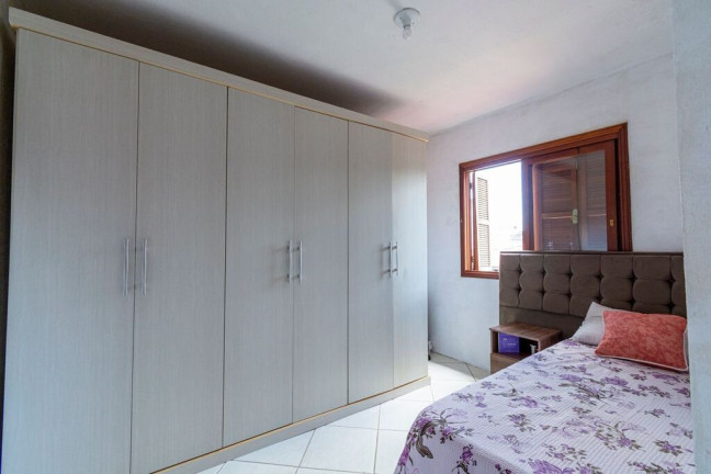 Imagem Casa com 4 Quartos à Venda, 165 m² em Igara - Canoas Imagem Casa com 4 Quartos à Venda, 165 m² em Igara - Canoas