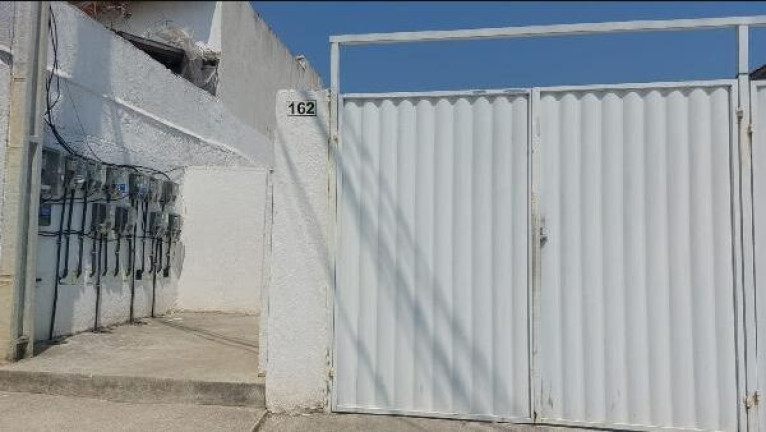 Imagem Casa com 1 Quarto à Venda, 30 m² em Laranjal - São Gonçalo Imagem Casa com 1 Quarto à Venda, 30 m² em Laranjal - São Gonçalo
