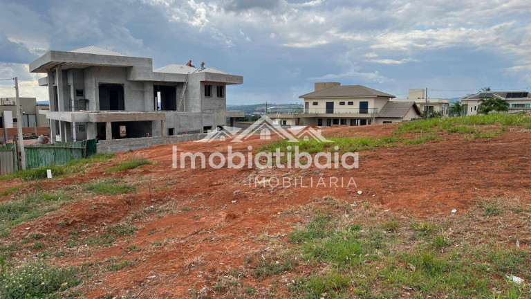 Terreno em Condomínio à Venda, 1.040 m² em Usina - Atibaia