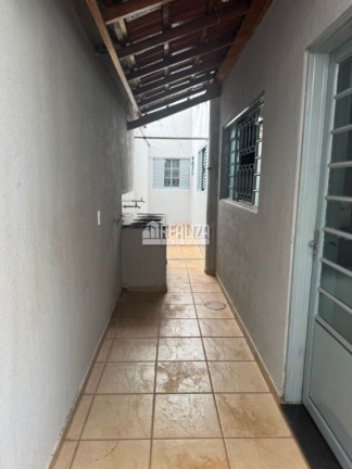 Imagem Casa com 3 Quartos à Venda, 300 m² em Jardim Maracanã - Uberaba Imagem Casa com 3 Quartos à Venda, 300 m² em Jardim Maracanã - Uberaba