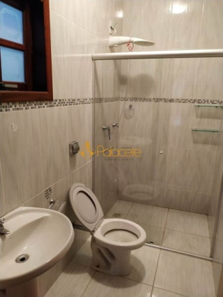 Imagem Casa com 2 Quartos à Venda, 100 m² em Mombaça - Pindamonhangaba Imagem Casa com 2 Quartos à Venda, 100 m² em Mombaça - Pindamonhangaba
