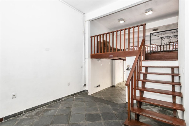 Imagem Casa com 3 Quartos à Venda,  em Menino Deus - Porto Alegre