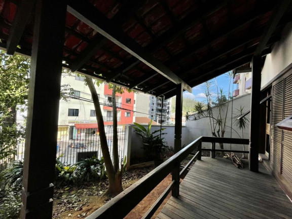 Imagem Casa com 4 Quartos à Venda, 460 m² em Ponta Aguda - Blumenau Imagem Casa com 4 Quartos à Venda, 460 m² em Ponta Aguda - Blumenau