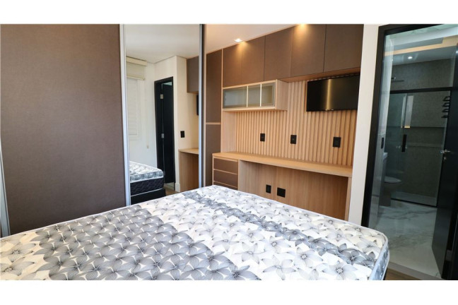 Imagem Imóvel com 2 Quartos à Venda, em Pinheiros - São Paulo Imagem Imóvel com 2 Quartos à Venda, em Pinheiros - São Paulo