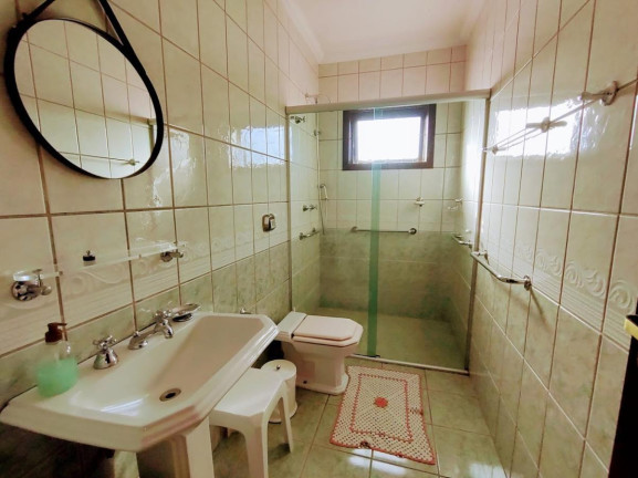 Imagem Casa com 5 Quartos à Venda, 411 m² em Floresta - Joinville