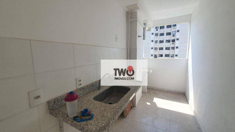Imagem Apartamento com 2 Quartos à Venda, 50 m² em Camorim - Rio De Janeiro