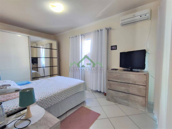 Imagem Sobrado com 3 Quartos à Venda, 288 m² em Costeira - Balneário Barra Do Sul