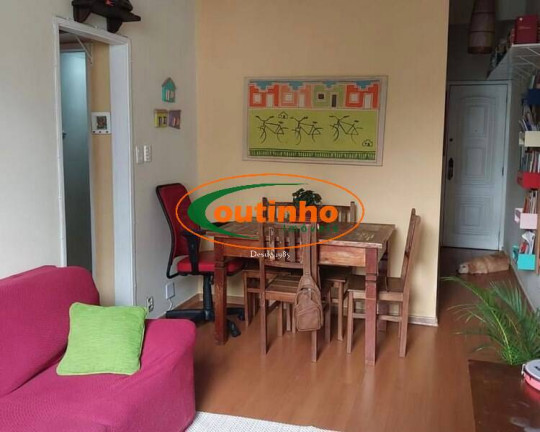 Apartamento com 2 Quartos à Venda, 72 m² em Grajaú - Rio De Janeiro