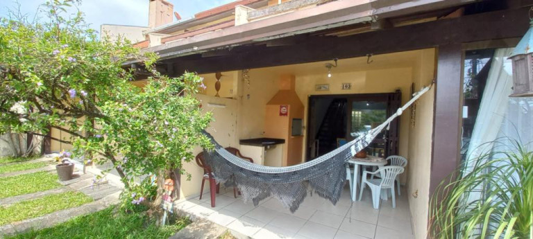 Imagem Sobrado com 2 Quartos à Venda, 70 m² em Capão Novo - Capao Da Canoa Imagem Sobrado com 2 Quartos à Venda, 70 m² em Capão Novo - Capao Da Canoa