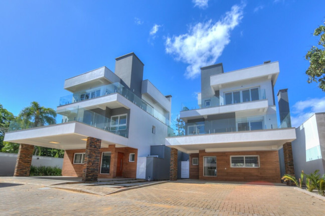 Imagem Casa de Condomínio com 3 Quartos à Venda, 300 m² em Ipanema - Porto Alegre Imagem Casa de Condomínio com 3 Quartos à Venda, 300 m² em Ipanema - Porto Alegre