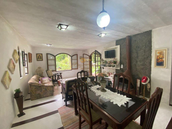 Imagem Casa com 3 Quartos à Venda, 180 m² em Monte Oliveti - Guapimirim Imagem Casa com 3 Quartos à Venda, 180 m² em Monte Oliveti - Guapimirim