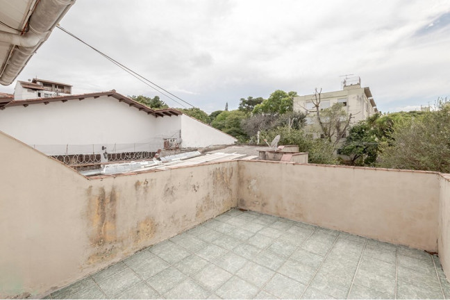 Imagem Casa com 4 Quartos à Venda, 170 m² em Vila Nova - Porto Alegre Imagem Casa com 4 Quartos à Venda, 170 m² em Vila Nova - Porto Alegre