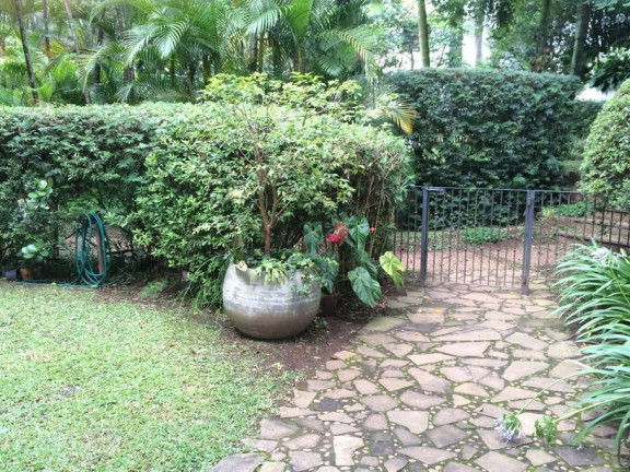 Imagem Casa com 4 Quartos à Venda, 360 m² em Jardim Marajoara - São Paulo Imagem Casa com 4 Quartos à Venda, 360 m² em Jardim Marajoara - São Paulo