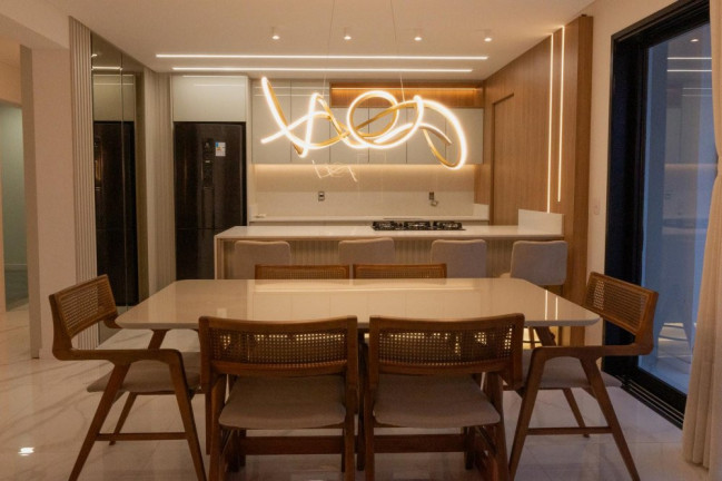 Apartamento com 2 Quartos à Venda, 79 m² em Centro - Camboriú