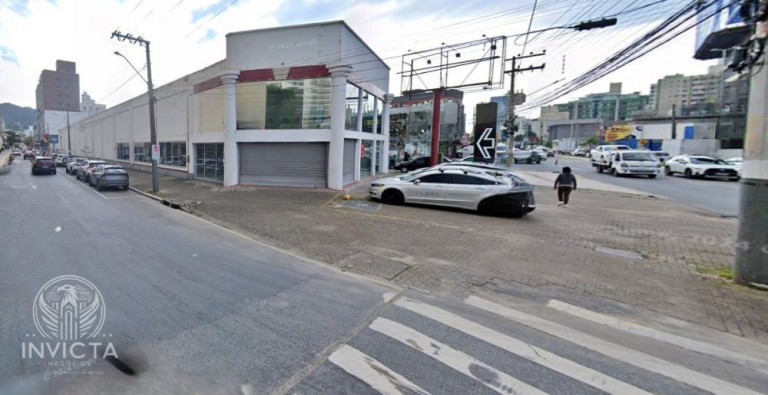 Imagem Sala Comercial para Alugar, 1.000 m² em Nações - Balneário Camboriú