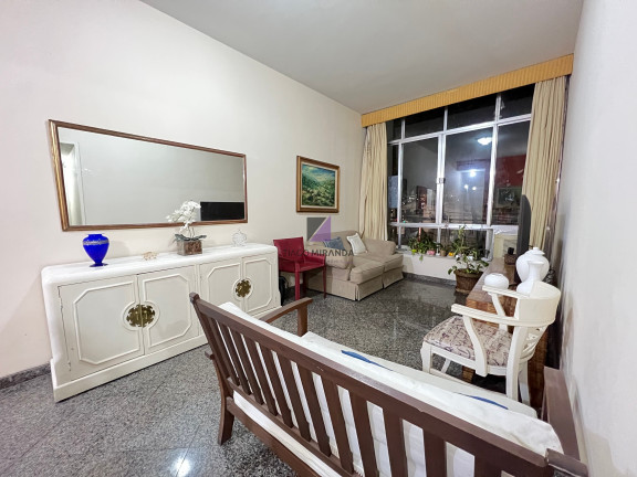Imagem Imóvel com 3 Quartos à Venda, 90 m² em Humaitá - Rio De Janeiro Imagem Imóvel com 3 Quartos à Venda, 90 m² em Humaitá - Rio De Janeiro