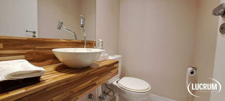 Imagem Apartamento com 3 Quartos à Venda, 156 m² em Laranjeiras - Rio De Janeiro Imagem Apartamento com 3 Quartos à Venda, 156 m² em Laranjeiras - Rio De Janeiro