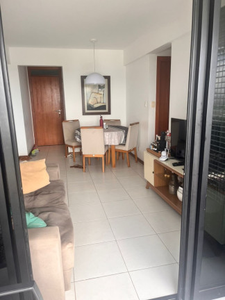 Imagem Imóvel com 2 Quartos à Venda, 71 m² em Caminho Das árvores - Salvador